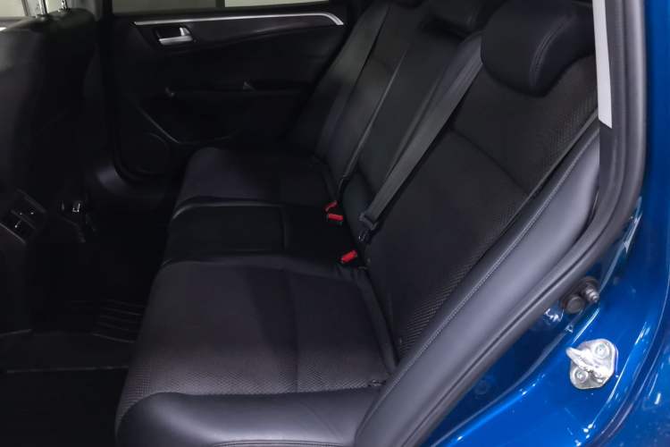 Used Honda Jade 2016 1.8L Automatic Comfort Elite Version 5 Seats
