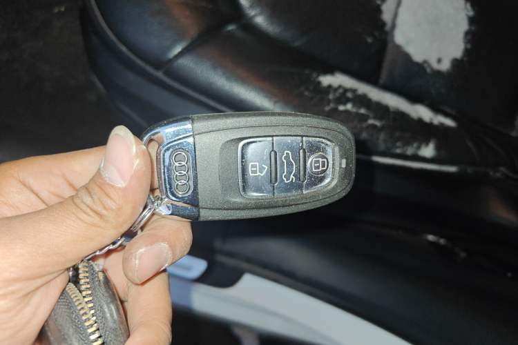 Used Audi A4L 2016 35 TFSI Collector's Edition Automatic Standard Model
