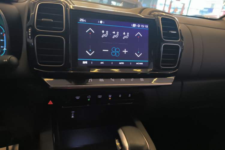 Used Citroen C5 AIRCROSS 2017 350THP Luxury Model Audio And AC Panel