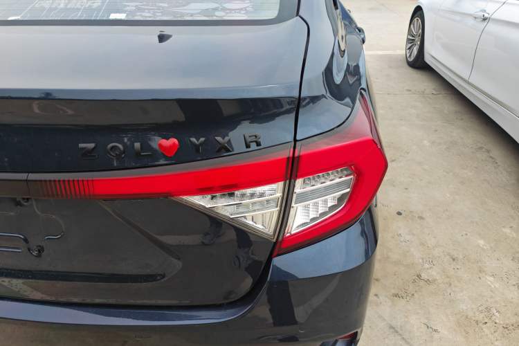 Used Honda Envix 2019 180TURBO CVT Enjoyment Edition China VI