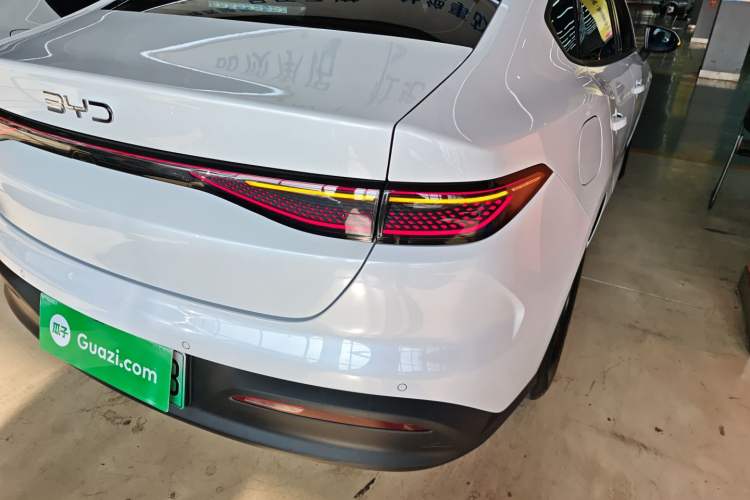 Used BYD Seal 05 DM-i 2025 DM-i Smart Drive 55KM Luxury Model Right Rear Taillight