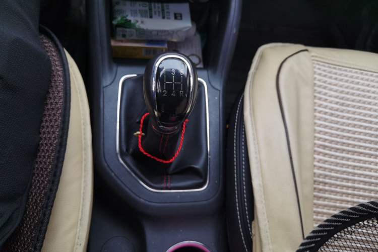 Used CHANGAN CS35 2017 1.6L Manual Luxury Model Gear Lever