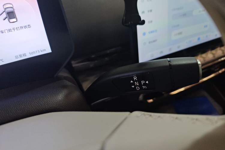 Used JAC Yiwei 3 2023 505km Air
