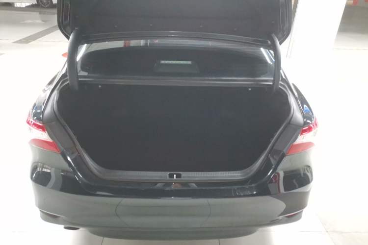 Used Toyota Camry 2021 Dual-Motor 2.5 HGVP Leading Edition
