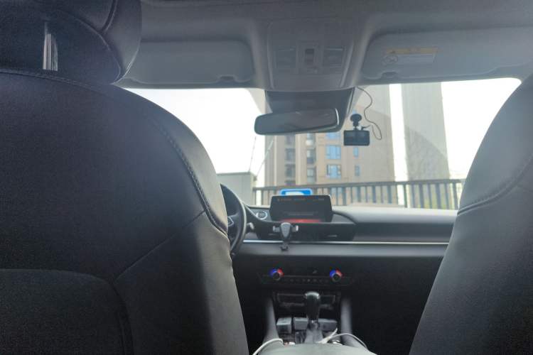 Used Mazda Atenza 2021 2.0L Blue Sky Luxury Edition