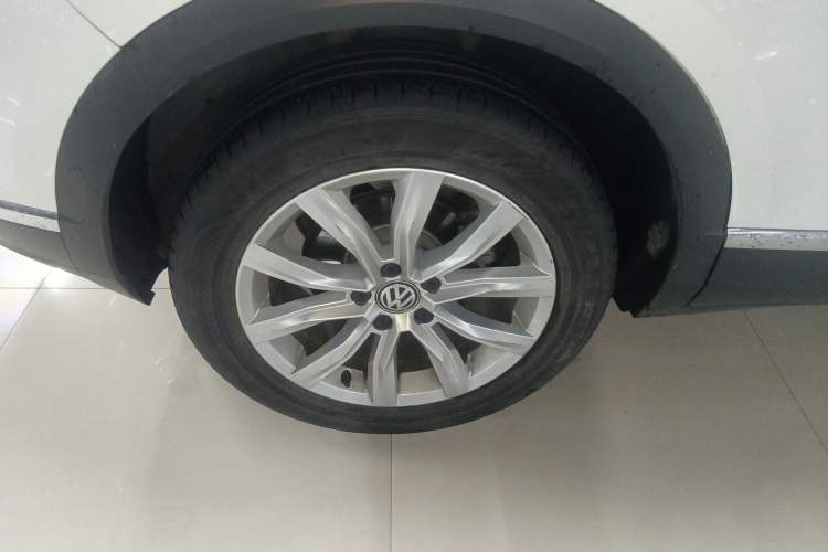 Used Volkswagen T-ROC 2019 230TSI DSG Two-Wheel-Drive Advanced Version China VI Standard