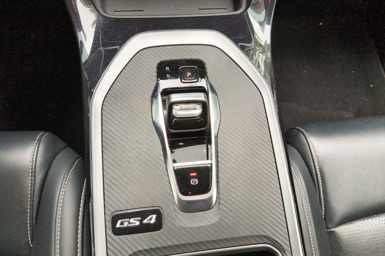 Used GAC Trumpchi GS4 2023 270T Automatic Smart Drive Navigation Edition Gear Lever