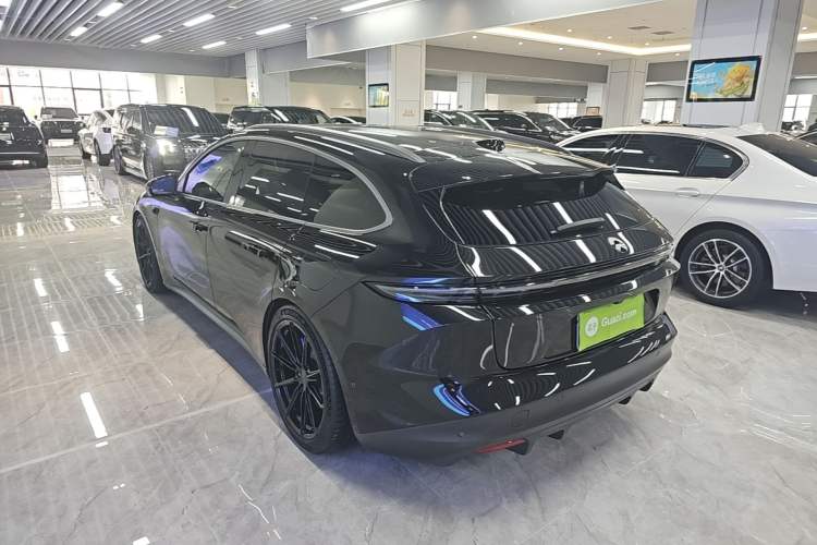 Used Nio ET5T 2023 75 kWh Touring