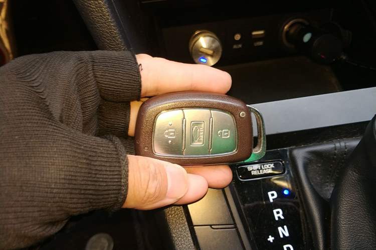 Used Hyundai Elantra (6th Generation / Lingdong) 2018 1.4T Dual-Clutch Xuan Dong · Dynamic Edition Interior 1