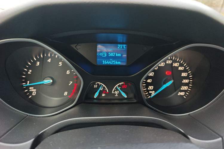 Used Ford Focus 2012 Sedan 1.6L Manual Fashion Edition Instrument Cluster
