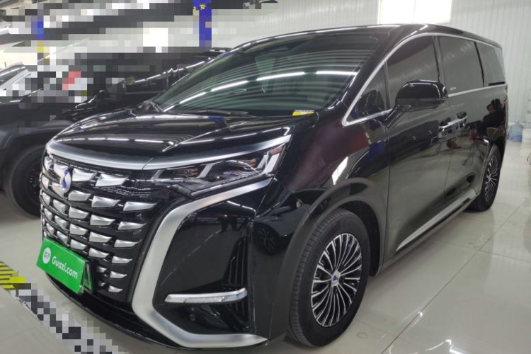 Used Denza D9 2024 DM-i 1050 Luxury Model