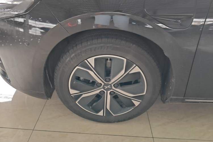 Used XPeng P5 2021 550P Left Front Wheel Hub