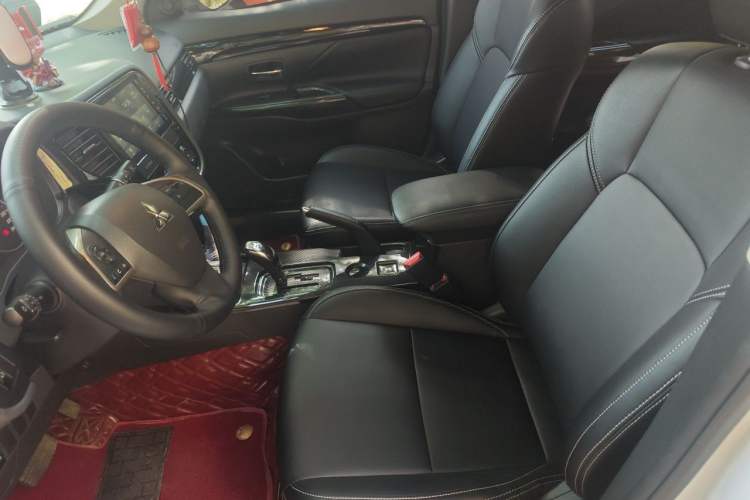 Used Mitsubishi Outlander 2020 2.0L Two-Wheel Drive Comfort Edition 5 Seats