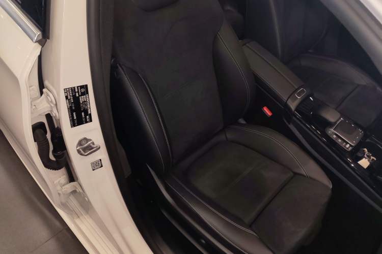 Used Mercedes-Benz A-Class 2021 A 200 L Sport Sedan Fashion Model