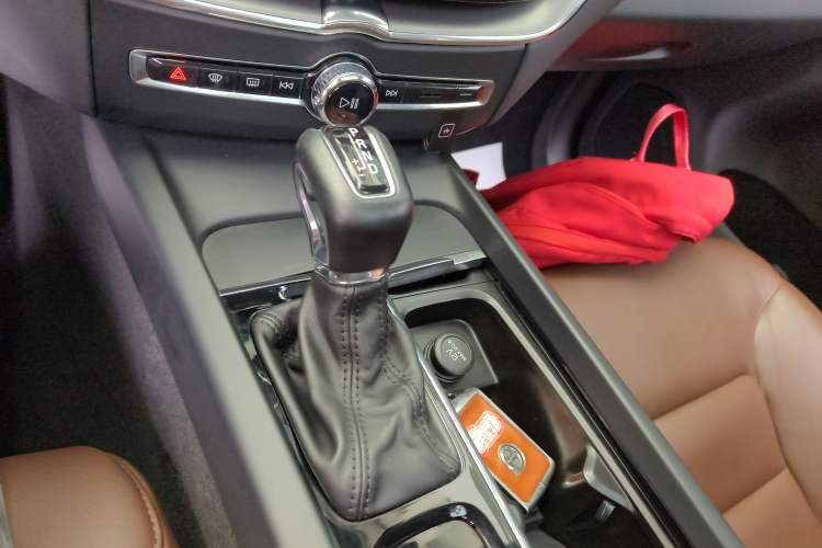 Used Volvo XC60 2020 T5 4x4 Zhiyi Luxury Edition