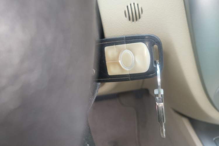 Used Buick Excelle 2013 1.5L Automatic Classic Model Vehicle Key