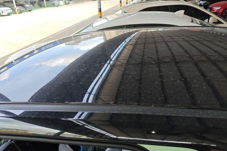 Used Wuling Hongguang MINIEV 2022 Macaron Premium Model – Lithium Iron Phosphate