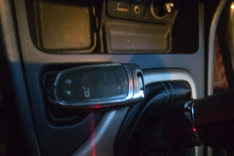 Used Jeep Cherokee 2017 2.0L Superior Edition
