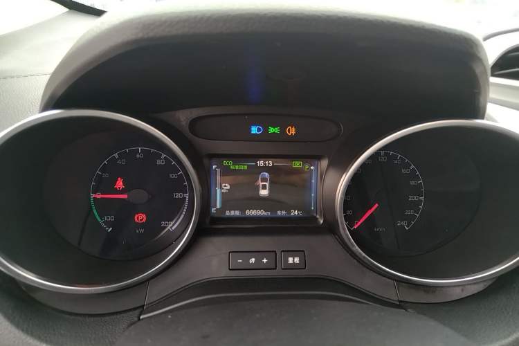 Used BYD Yuan New Energy 2018 EV360 Smart Connect Cool Edition Instrument Cluster