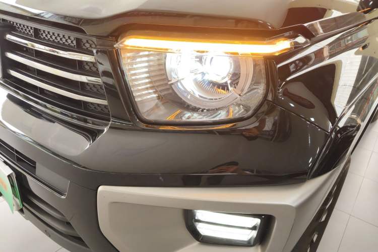 Used Tank 700 New Energy 2024 Hi4-T Extreme Edition Left Front Headlight