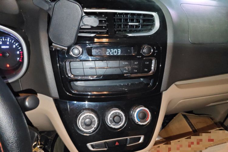 Used Jinbei 750 2015 1.5L Comfort Model
