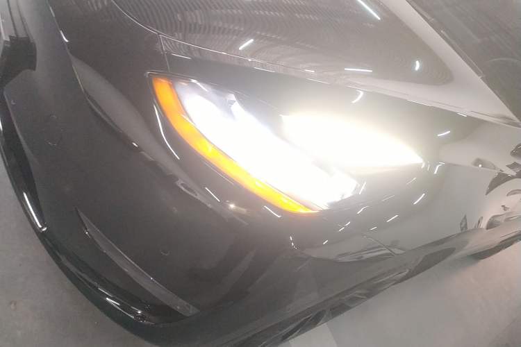 Used Tesla Model Y 2021 Long-Range All-Wheel-Drive Version