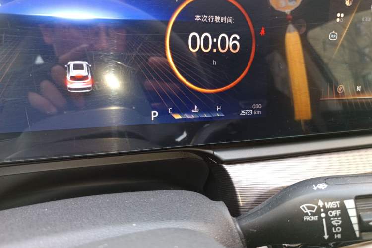 Used SOL QX 2021 300T DCT Prestige Smart Connectivity Version Odometer Close Up