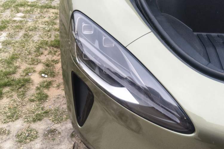 Used Xiaomi Auto SU7 2024 Four-Wheel Drive Ultra-Long Range Advanced Intelligent Driving Max Edition
