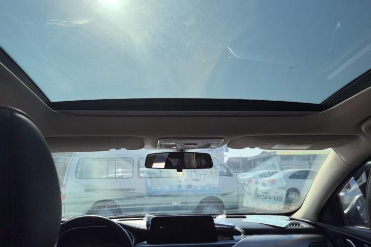 Used Changan Raeton CC 2018 1.5T Automatic Zhiya Model China V Standard
