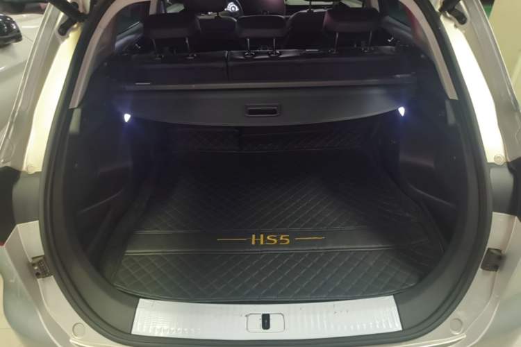 Used Hongqi HS5 2022 Revised Version 2.0T Smart Connect Flagship Edition