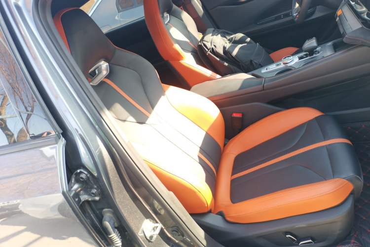 Used Changan UNI-V 2024 1.5T Prestige Sport Edition