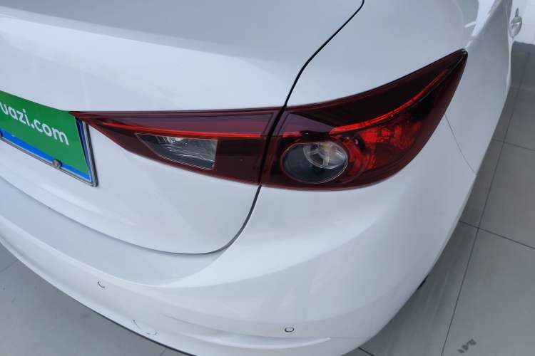 Used Mazda Mazda 3 Axela 2017 Sedan 1.5L Automatic Comfort Model Emission Standard China V
