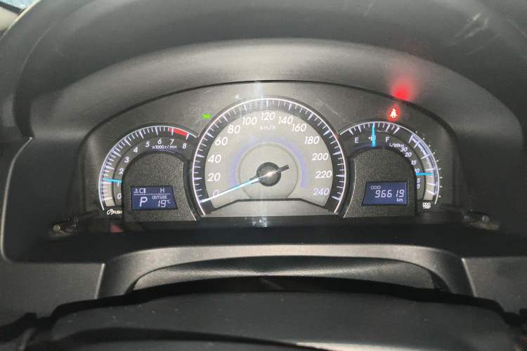 Used Toyota Camry 2016 2.0G 10th Anniversary Leading Edition Instrument Cluster