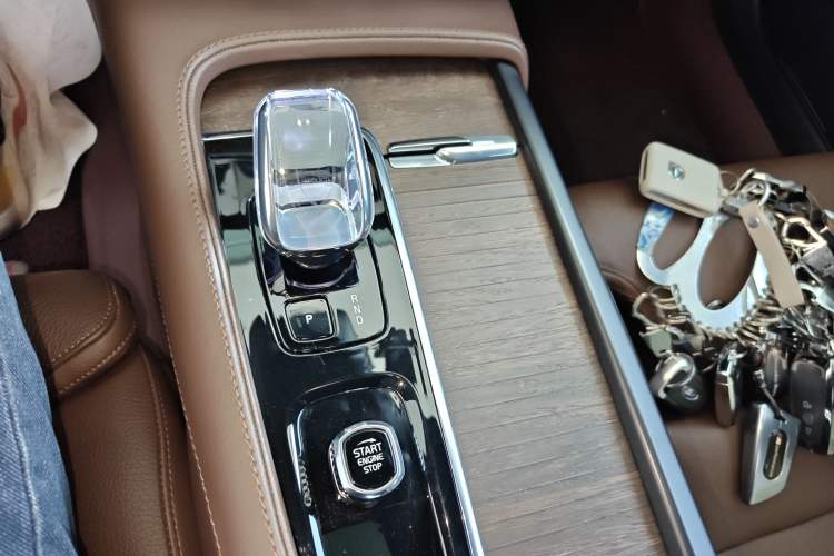 Used Volvo S90 2024 B5 Zhiyuan Luxury Edition