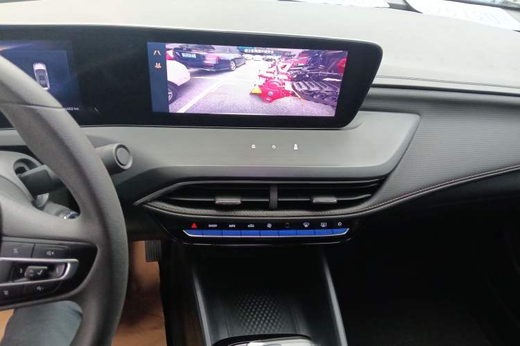 Used Buick Verano 2023 Pro Enjoyment Edition Audio And AC Panel