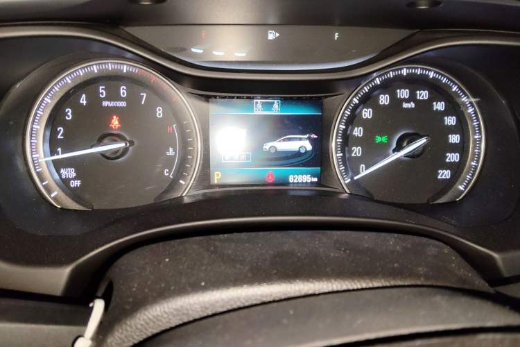 Used Buick GL6 2018 18T 6-Seater Prestige Model
