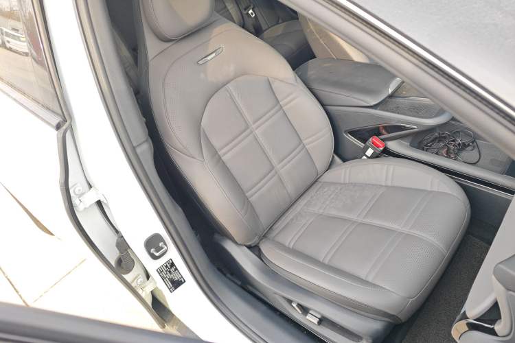 Used Hongqi EH7 2024 690 Pro