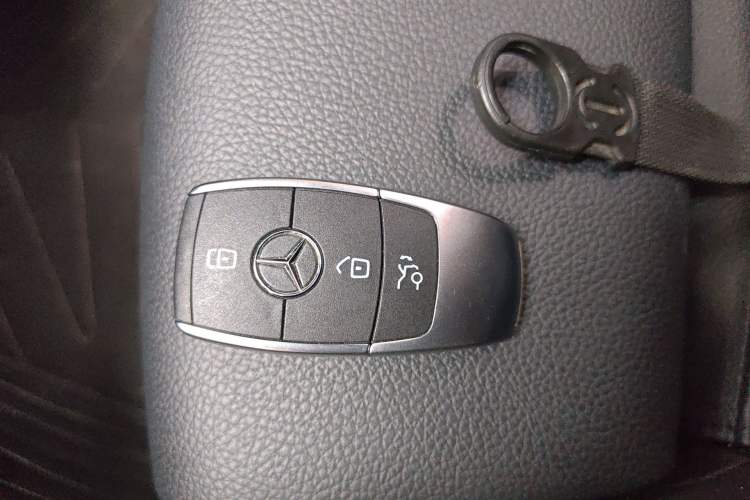 Used Mercedes-Benz A-Class 2022 Restyled A 200 L Sport Sedan Fashion Version
