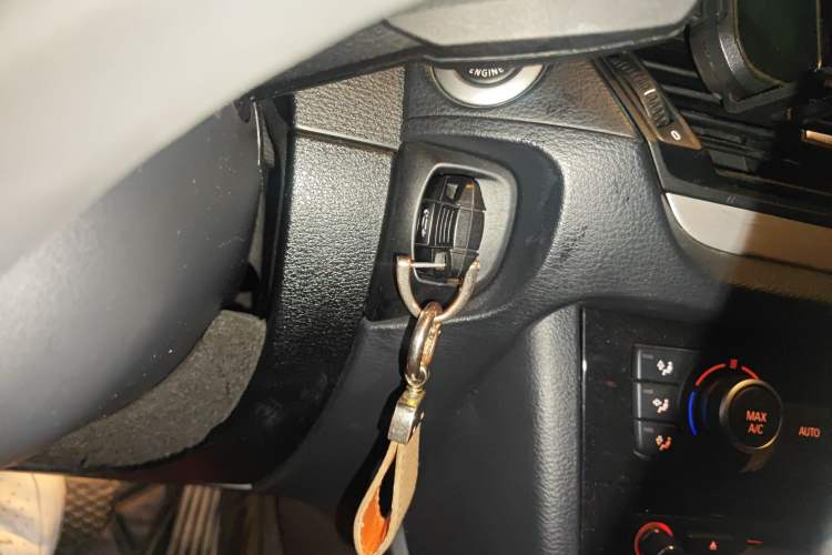 Used BMW X1 2013 sDrive18i Leading Model