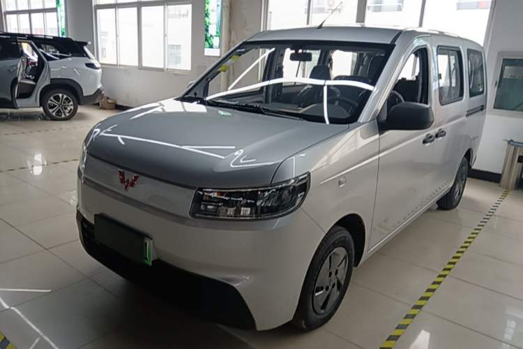 Used Wuling Rongguang EV 2026 Model 310km Standard Bus Version