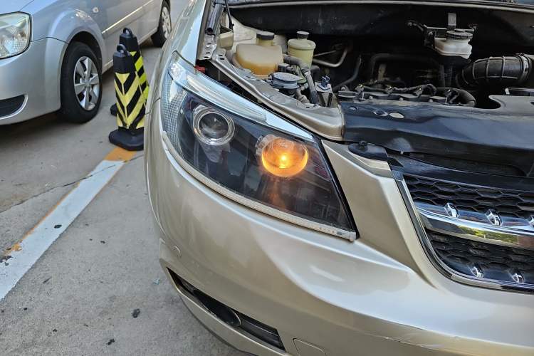 Used BYD S6 2014 2.4L Automatic Prestige 5-Seater
