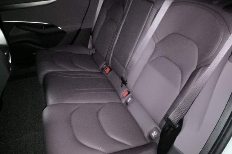 Used Xiaomi Auto SU7 2024 Rear-Drive Ultra-Long Range Advanced Pro-Level Intelligent Driving Version
