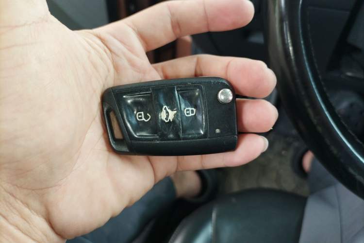 Used Volkswagen Lamando 2015 330TSI DSG Comfort Edition
