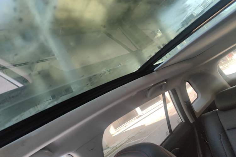 Used CHANGAN CS75 2017 Shangkui Edition 1.5T Automatic Fengxiang Model
