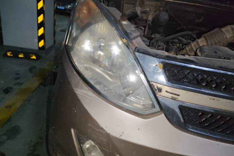 Used Wuling Rongguang V 2015 1.5L Standard Version