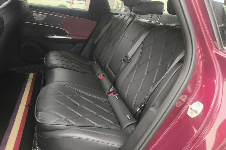 Used Chery Fulwin A9L 2025 Model, Four-Wheel Drive High-Energy Peak Edition Left Rear Seat