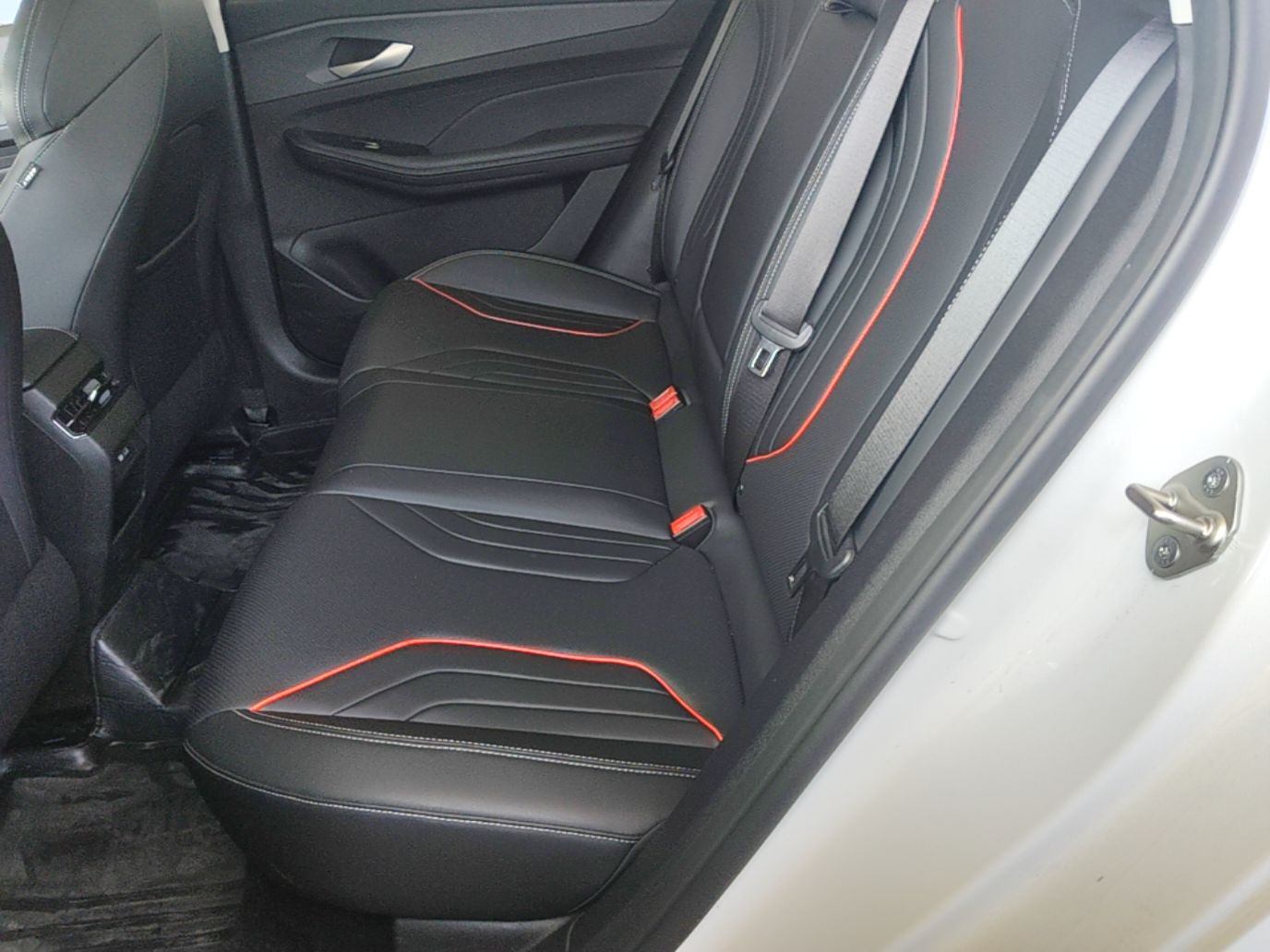 Geely Auto Binray 2024 Binrui COOL 1.5T DCT Longteng Edition — снимка 20