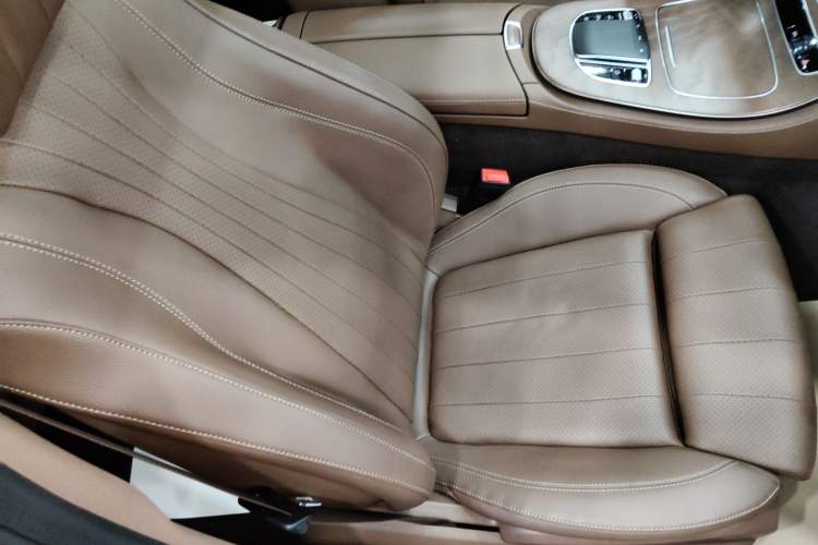 Used Mercedes-Benz E-Class 2022 Second Facelift E 300 L Luxury Edition
