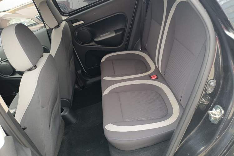 Used ORA Black Cat 2019 351 km Family Edition
