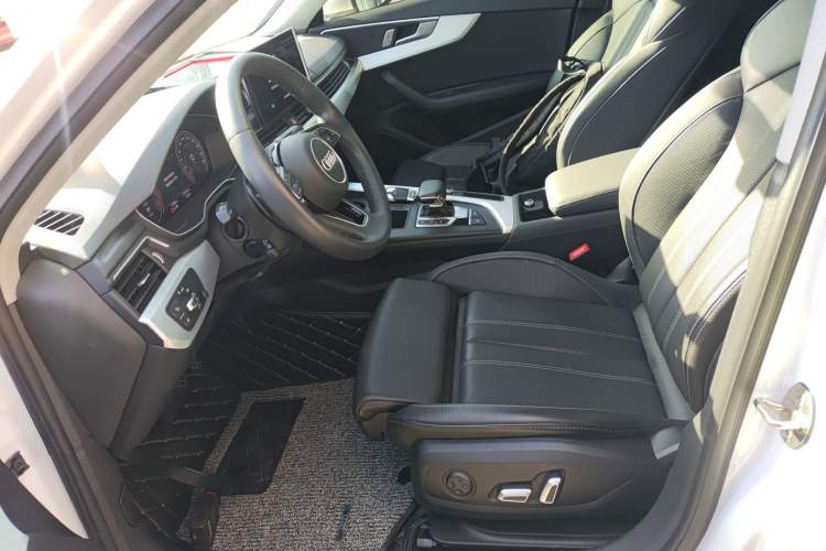 Used Audi A4L 2024 40 TFSI Fashion Dynamic Model
